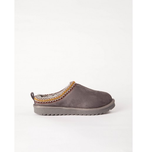 Trim Detail Slip on Shoe