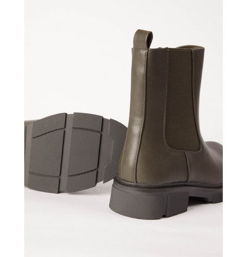 Classic Chelsea Boot